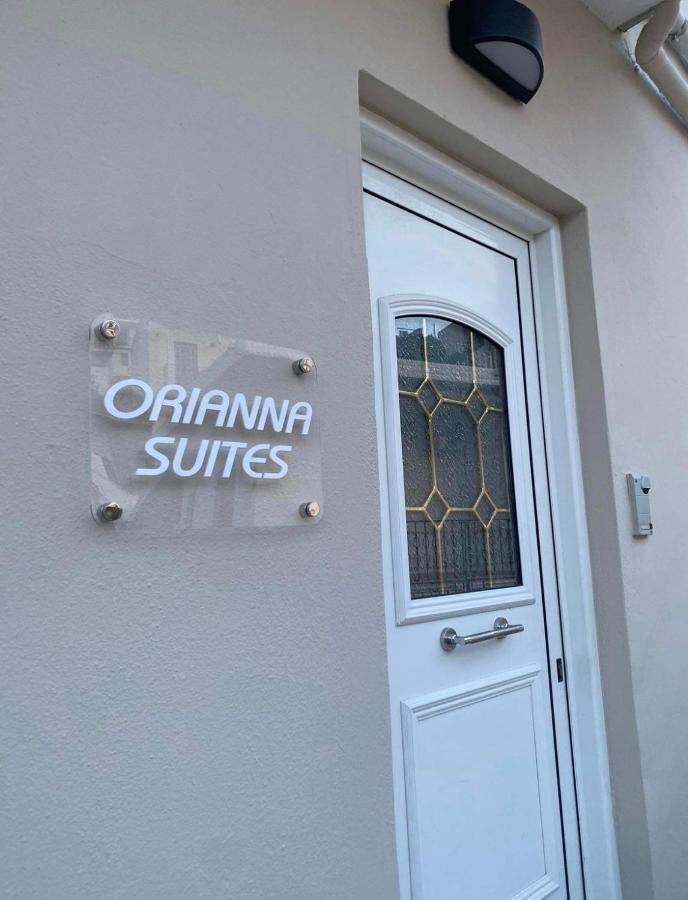 Orianna Daire